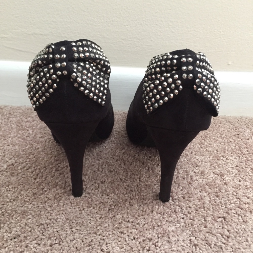 π3/$12π F21 5β Black Pumps - Picture 2 of 5